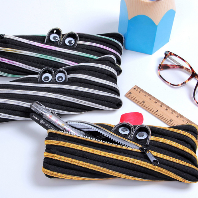 Cute Cartoon Monster Pencil Case – Large Capacity Canvas Zipper Pouch