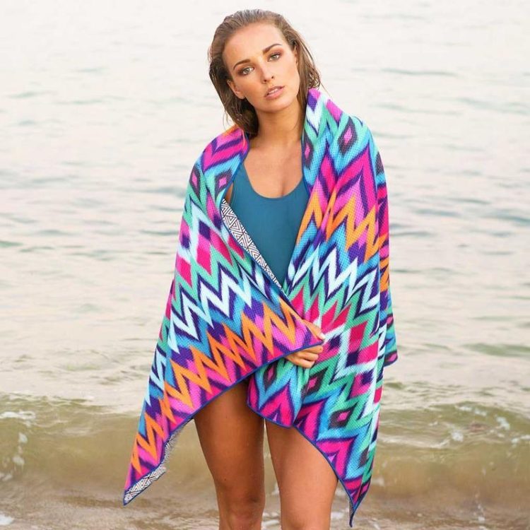 Oversized Microfiber Printed Beach Towel